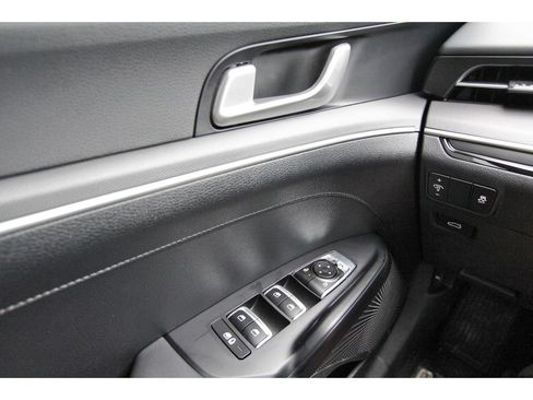 New 2026 Kia K5 LXS FWD image 14