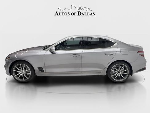 Used 2026 Genesis G70 2.5T RWD image 5