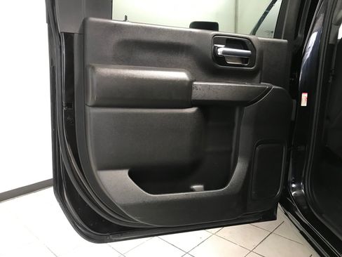Used 2024 Chevrolet Silverado 2500 Custom w/ Custom Convenience Package AWD/4WD image 10
