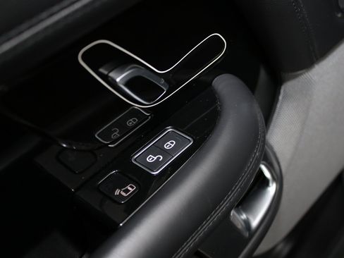 Used 2019 Land Rover Range Rover Supercharged image 13