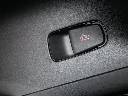 Used 2023 Maserati Grecale Modena image 26