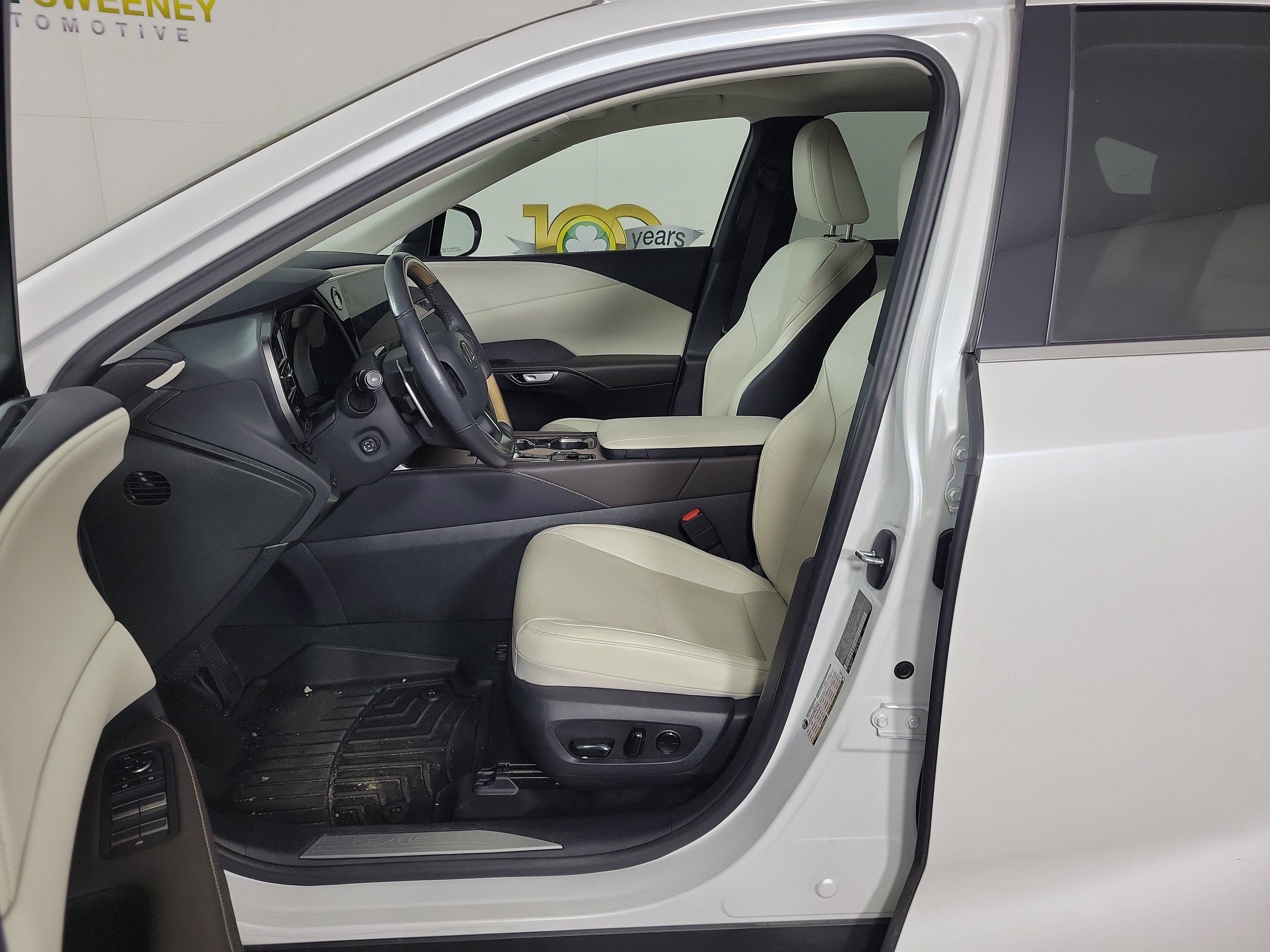 Used 2024 Lexus RX 350 Premium Plus w/ Convenience Package AWD/4WD image 5