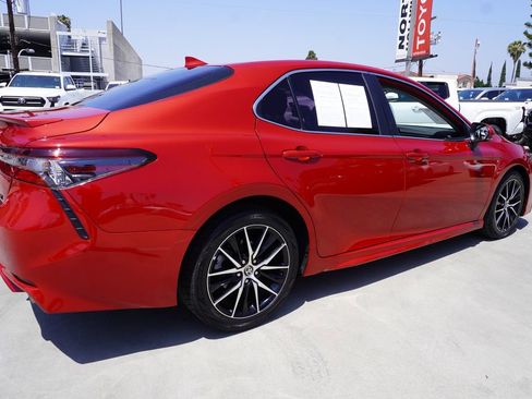 Certified 2022 Toyota Camry SE w/ Convenience Package FWD image 7