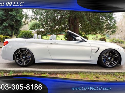 Used 2015 BMW M4 Convertible image 9