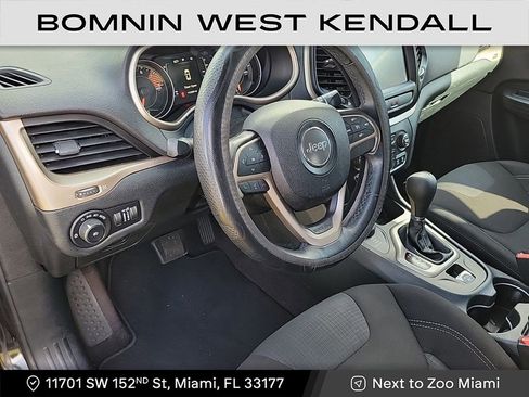 Used 2016 Jeep Cherokee Latitude w/ Trailer Tow Group image 18