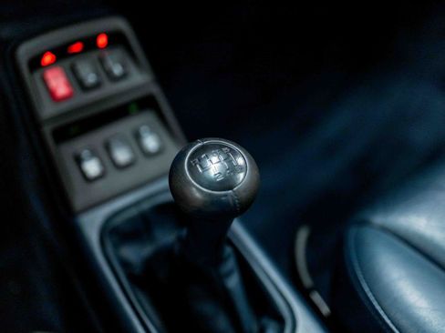 Used 1997 Porsche 911 Carrera RWD image 76