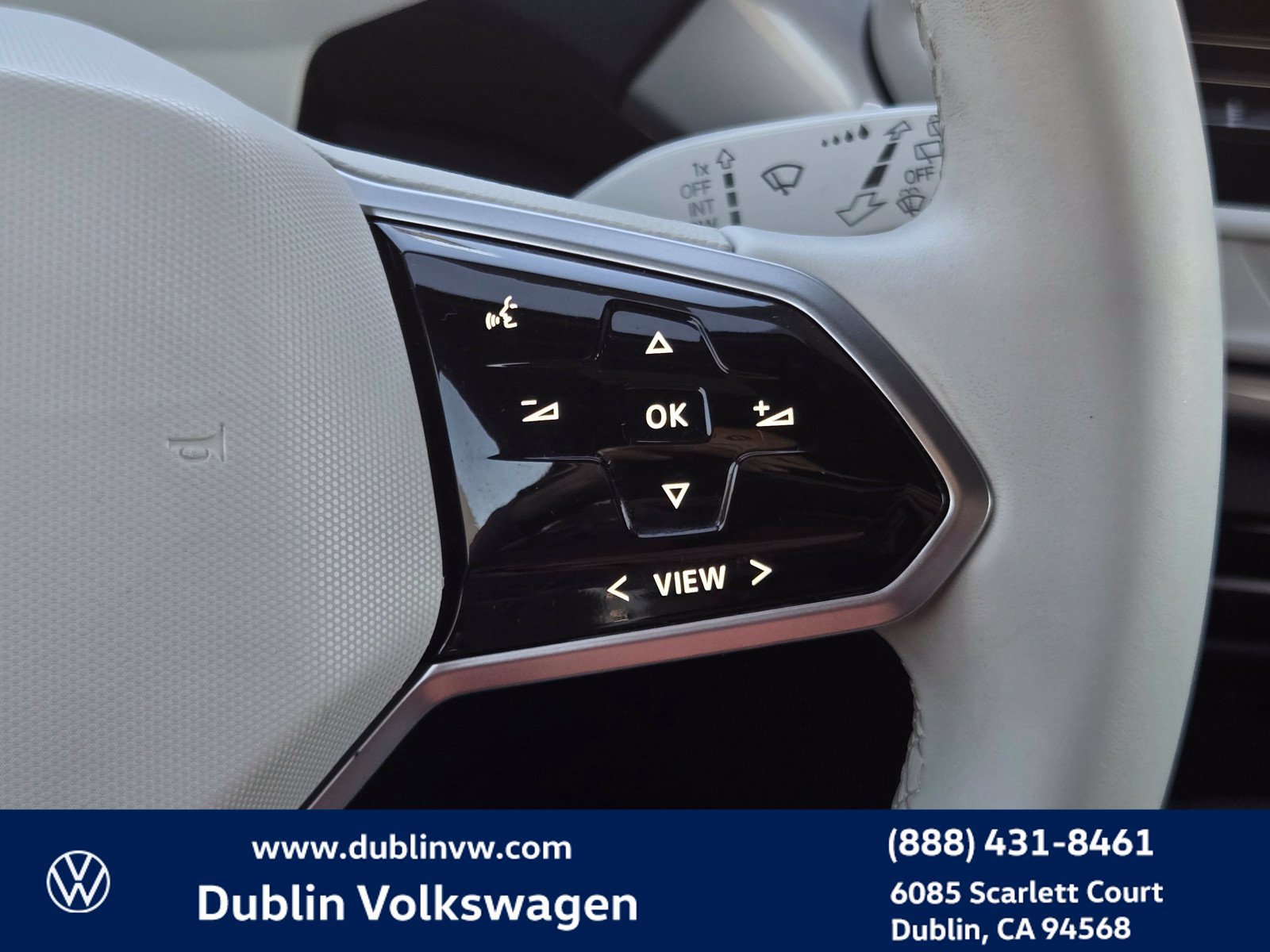 Used 2023 Volkswagen ID.4 Pro S Plus RWD image 19