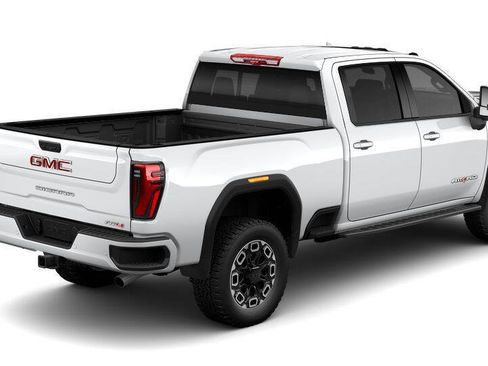 Used 2024 GMC Sierra 2500 AT4 w/ AT4 Premium Plus Package AWD/4WD image 29