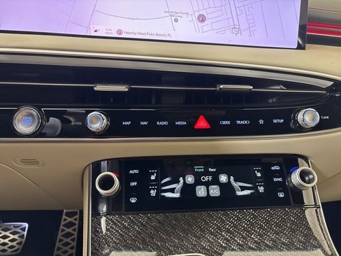 New 2026 Genesis GV70 3.5T Sport Prestige AWD/4WD image 26
