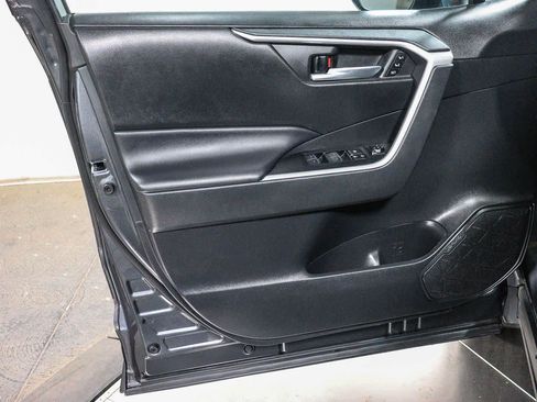 Used 2023 Toyota RAV4 XLE Premium FWD image 23