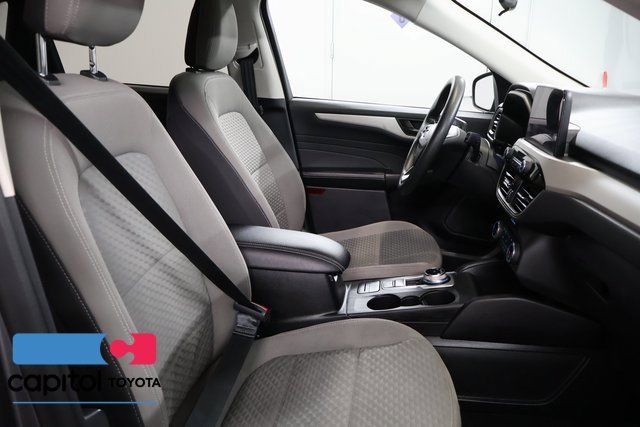 Used 2022 Ford Escape SE FWD image 26
