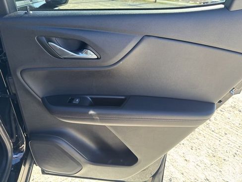 Used 2025 Chevrolet Blazer RS image 23