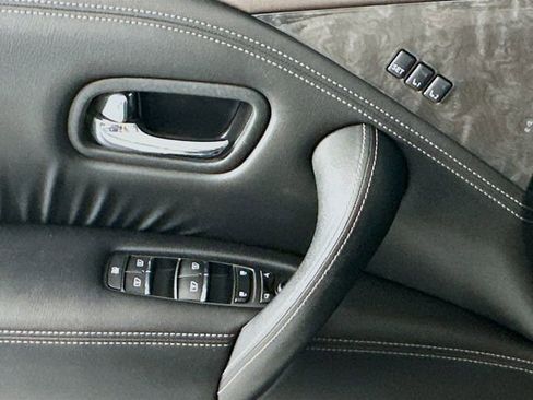 Used 2022 Nissan Armada Platinum w/ Captain's Chairs Package image 19