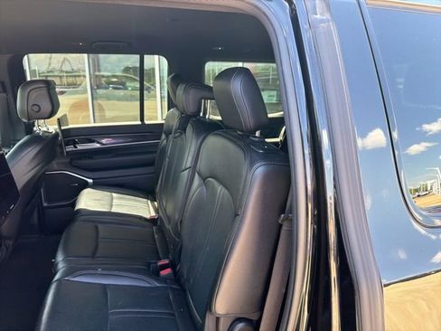 Used 2023 Jeep Wagoneer 4WD w/ Rear Seat Video Group 1 image 19