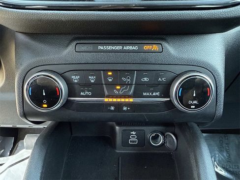 Used 2025 Ford Escape ST-Line image 21