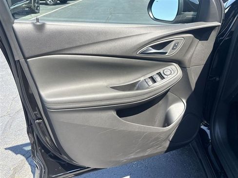 Certified 2025 Buick Encore GX Preferred FWD image 21