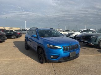 Used 2021 Jeep Cherokee Latitude Plus video 1