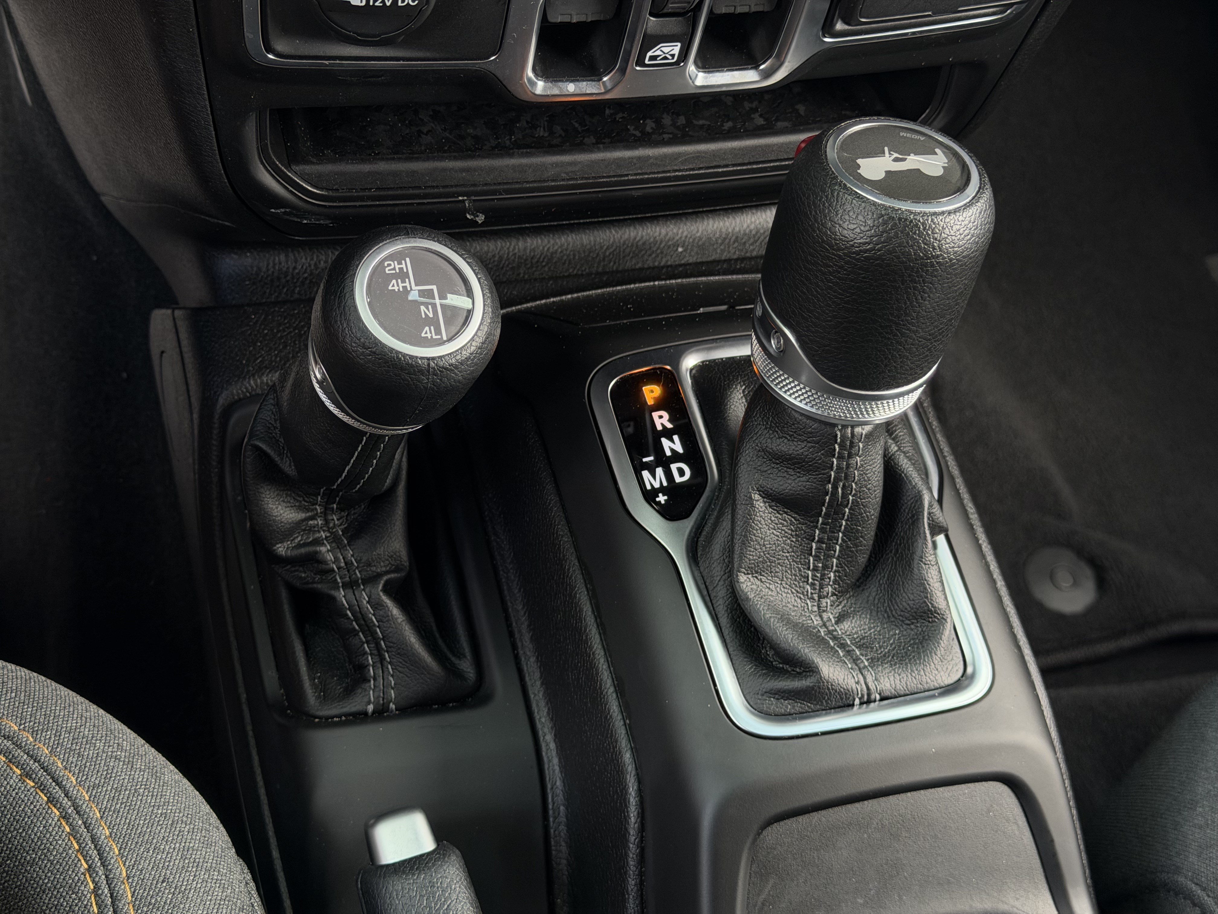 Used 2026 Jeep Wrangler Unlimited Sahara AWD/4WD image 26