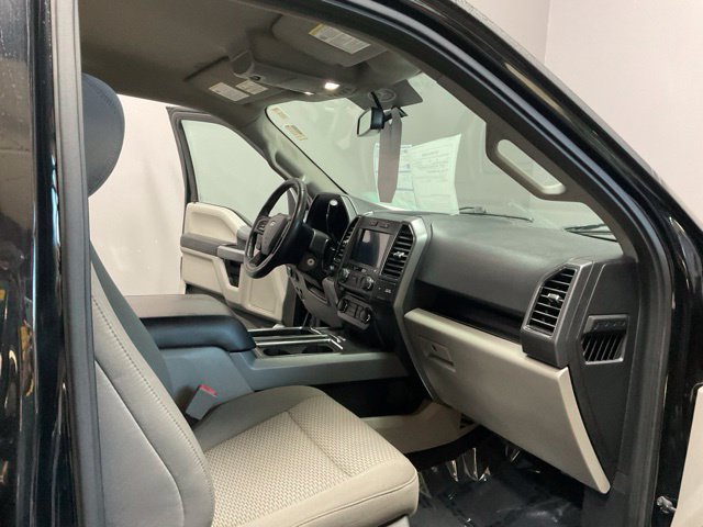 Used 2018 Ford F150 XLT w/ Equipment Group 302A Luxury AWD/4WD image 23