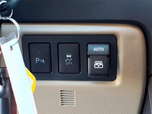 Used 2019 Toyota Sequoia Limited image 11