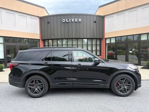 New 2026 Ford Explorer ST AWD/4WD image 8