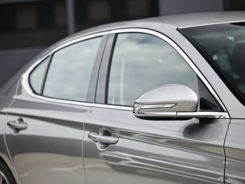 New 2026 Genesis G70 2.5T image 3