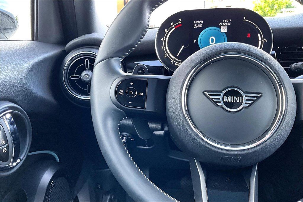Used 2022 MINI Cooper S FWD image 19