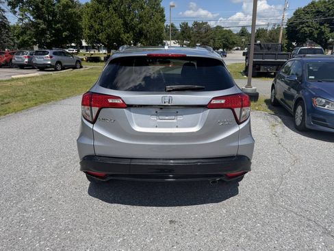 Used 2022 Honda HR-V Sport image 4