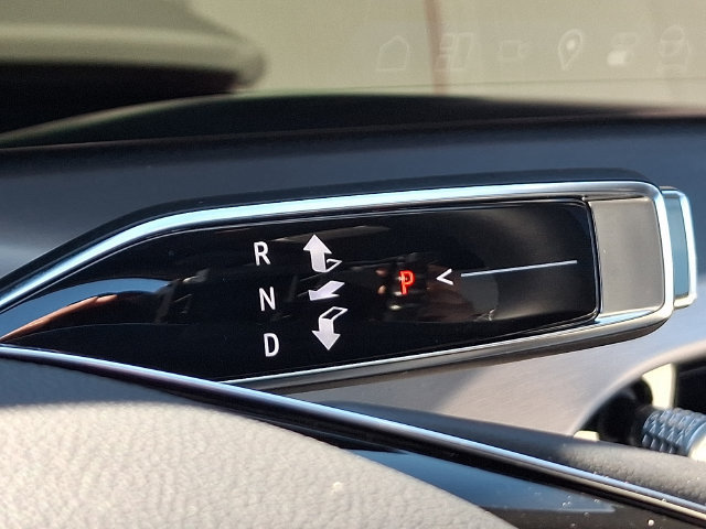 Certified 2026 Cadillac Vistiq Luxury AWD/4WD image 15