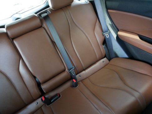 Used 2025 Acura RDX SH-AWD w/ Technology Package image 14