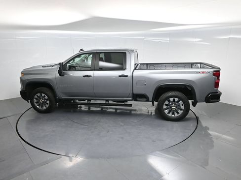 Used 2025 Chevrolet Silverado 2500 Custom w/ Custom Convenience Package AWD/4WD image 61