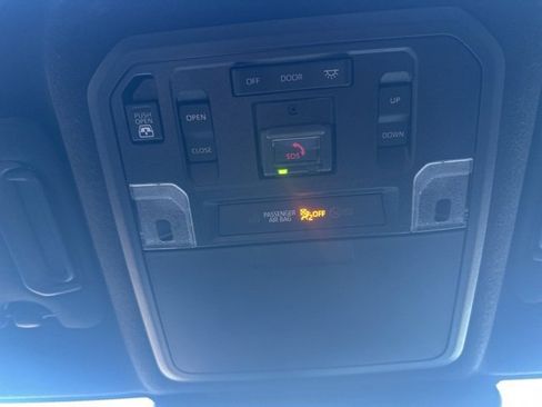 Used 2025 Toyota 4Runner Limited image 21