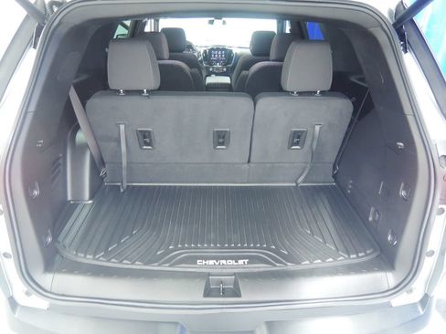 Used 2023 Chevrolet Traverse LT FWD image 29