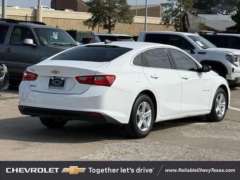 Used 2021 Chevrolet Malibu LS w/ Driver Confidence Package II FWD image 6