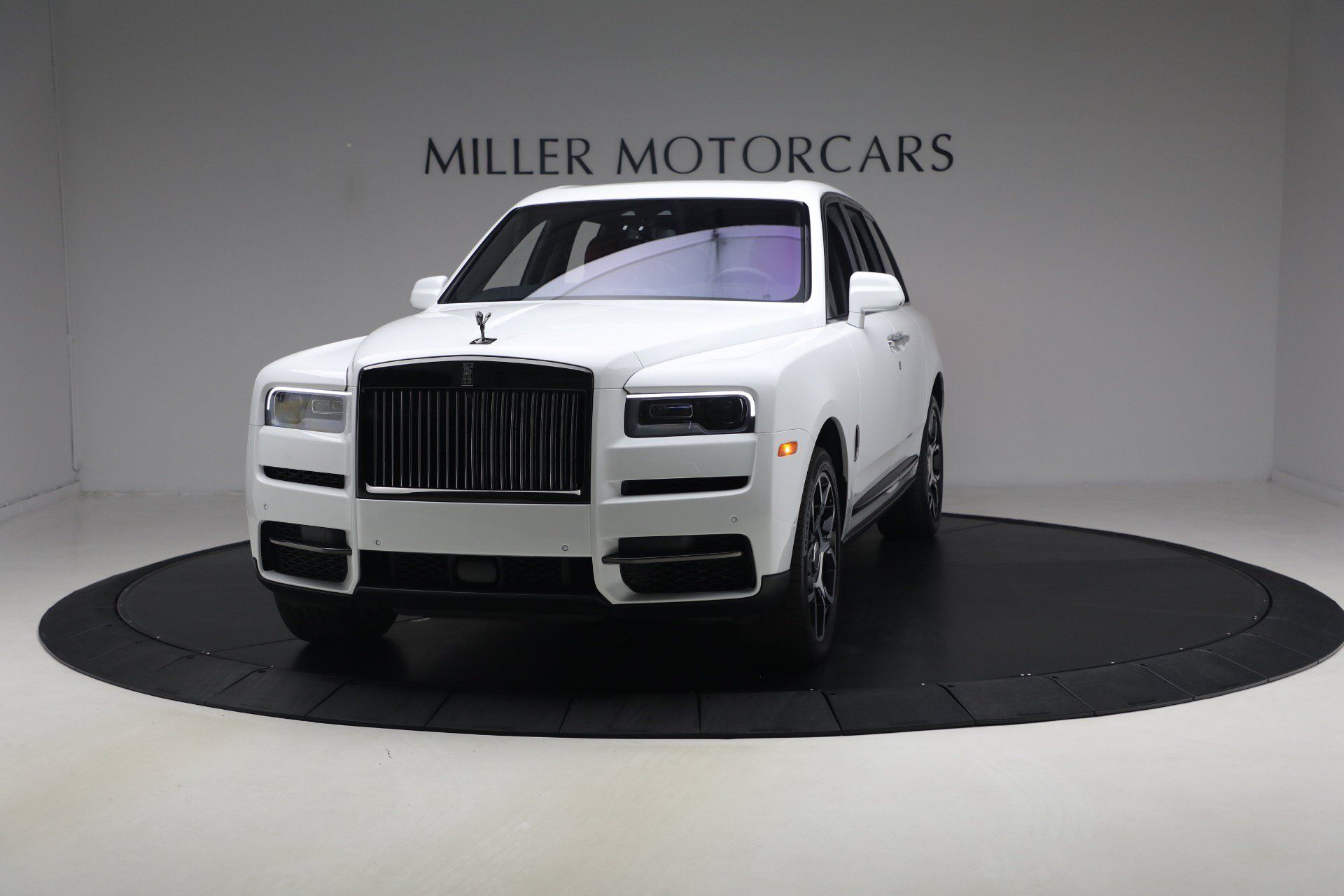 Certified 2020 Rolls-Royce Cullinan Black Badge AWD/4WD image 6