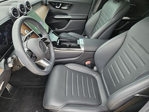 Certified 2026 Mercedes-Benz GLC 300 image 5