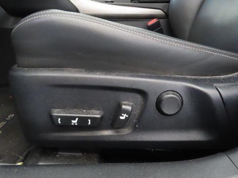 Used 2018 Lexus IS 300 w/ Accessory Package RWD image 12