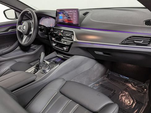 Certified 2023 BMW 530i xDrive w/ M Sport Package AWD/4WD image 27