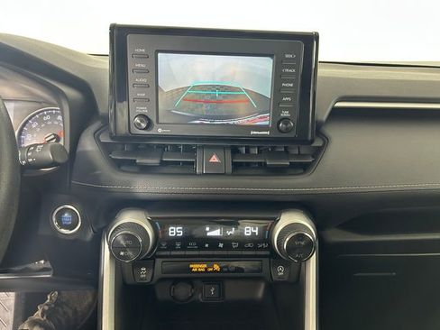 Used 2021 Toyota RAV4 XLE image 23