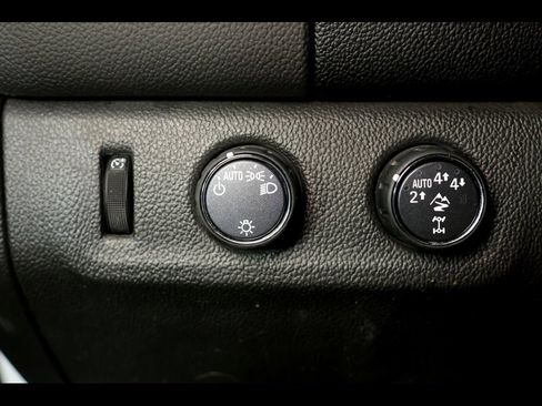 Used 2018 Chevrolet Colorado ZR2 image 23