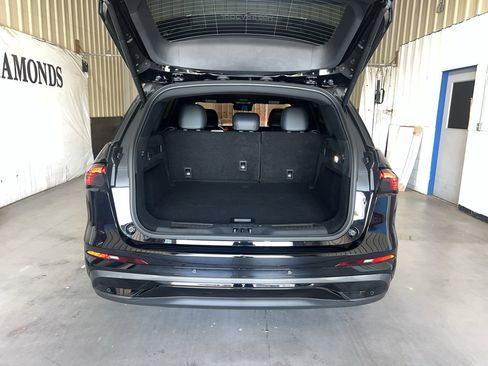 New 2025 Lincoln Nautilus Reserve w/ Jet Appearance Package image 18