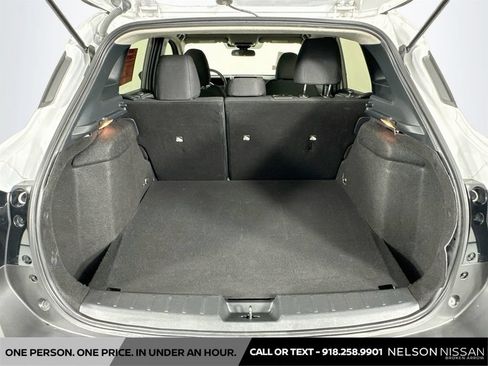 Used 2025 Nissan Kicks S AWD/4WD image 23