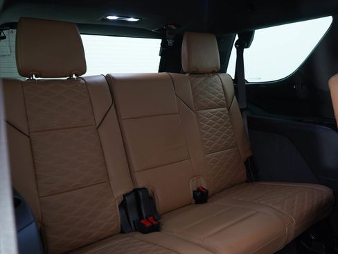 Used 2022 Cadillac Escalade Premium Luxury w/ LPO, Radiant Package AWD/4WD image 13