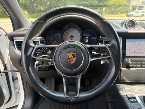 Used 2017 Porsche Macan S AWD/4WD image 16