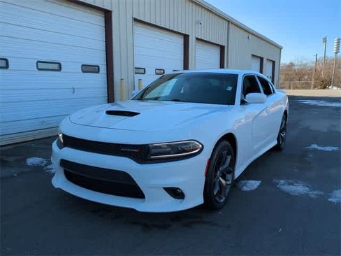 Used 2019 Dodge Charger GT image 11