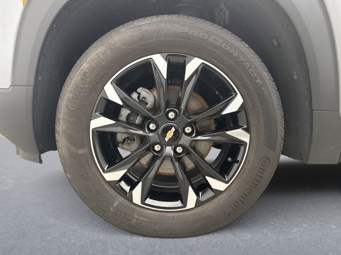 Used 2023 Chevrolet TrailBlazer LT w/ Convenience Package AWD/4WD image 23