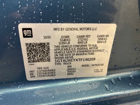 Used 2026 GMC Sierra 2500 Denali Ultimate w/ LPO, Black Badging Package AWD/4WD image 28