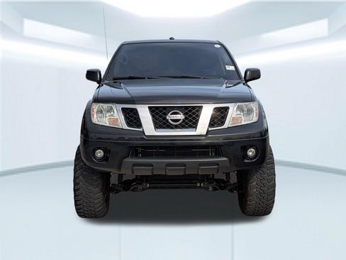 Used 2018 Nissan Frontier SV w/ Value Truck Package RWD image 10