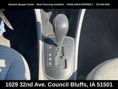 Used 2015 Hyundai Accent GLS FWD image 18