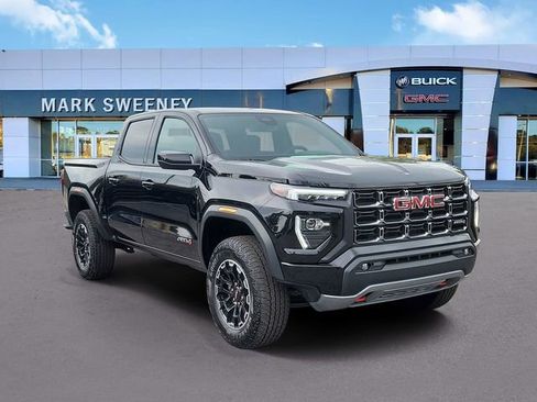 New 2026 GMC Canyon AT4 AWD/4WD image 3